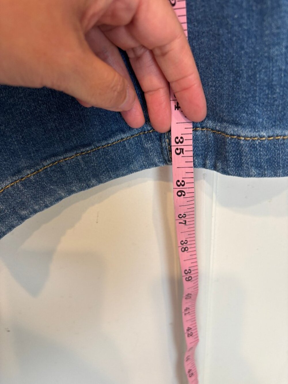 Pilcro "The Izzie" Relaxed Pull-on Barrel Jeans (XLP) - Picture 10 of 11